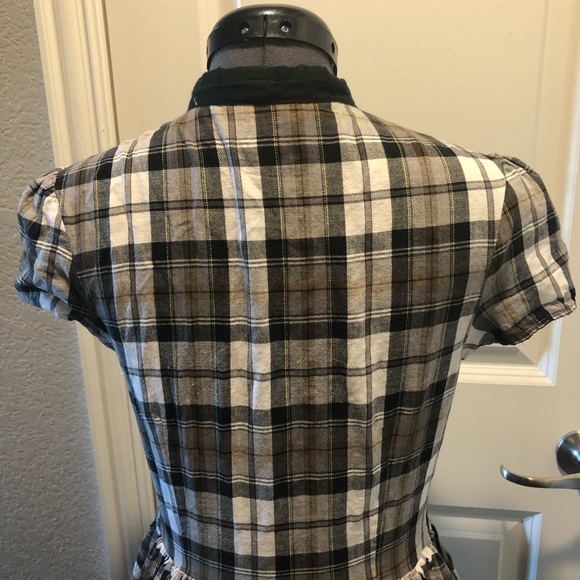 ❌SOLD❌Unique Vintage Plaid Button Up Swing Dress - Picture 14 of 15